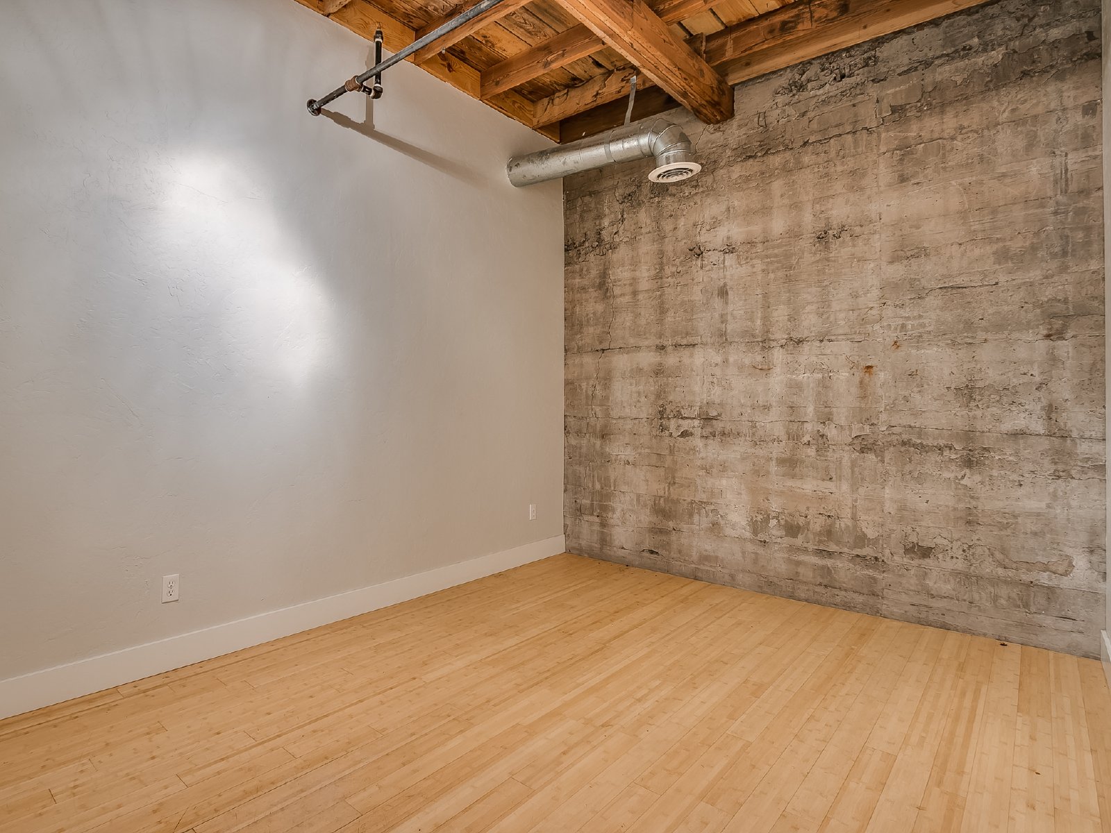 222 E Main St - B property image