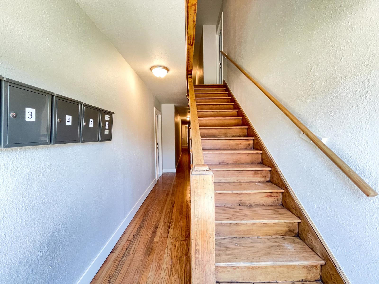 835 East Drive - 8 property image