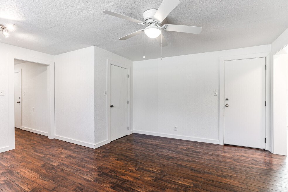 701 Culbertson Drive - 07 property image