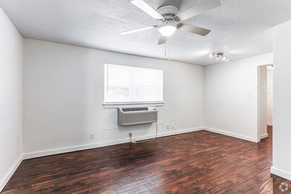 701 Culbertson Drive - 07 property image