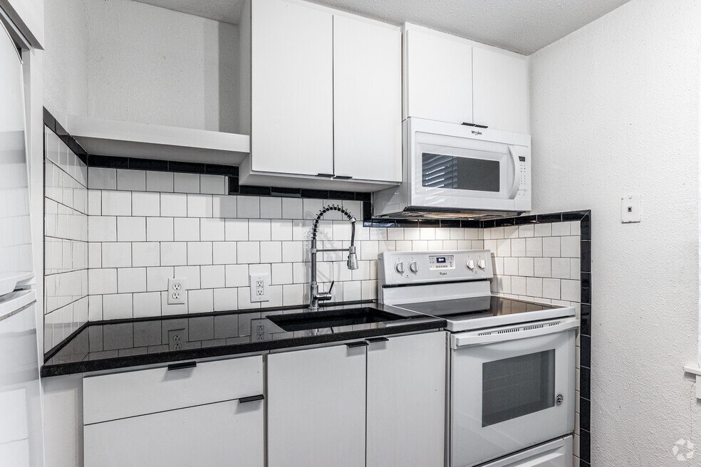 701 Culbertson Drive - 07 property image