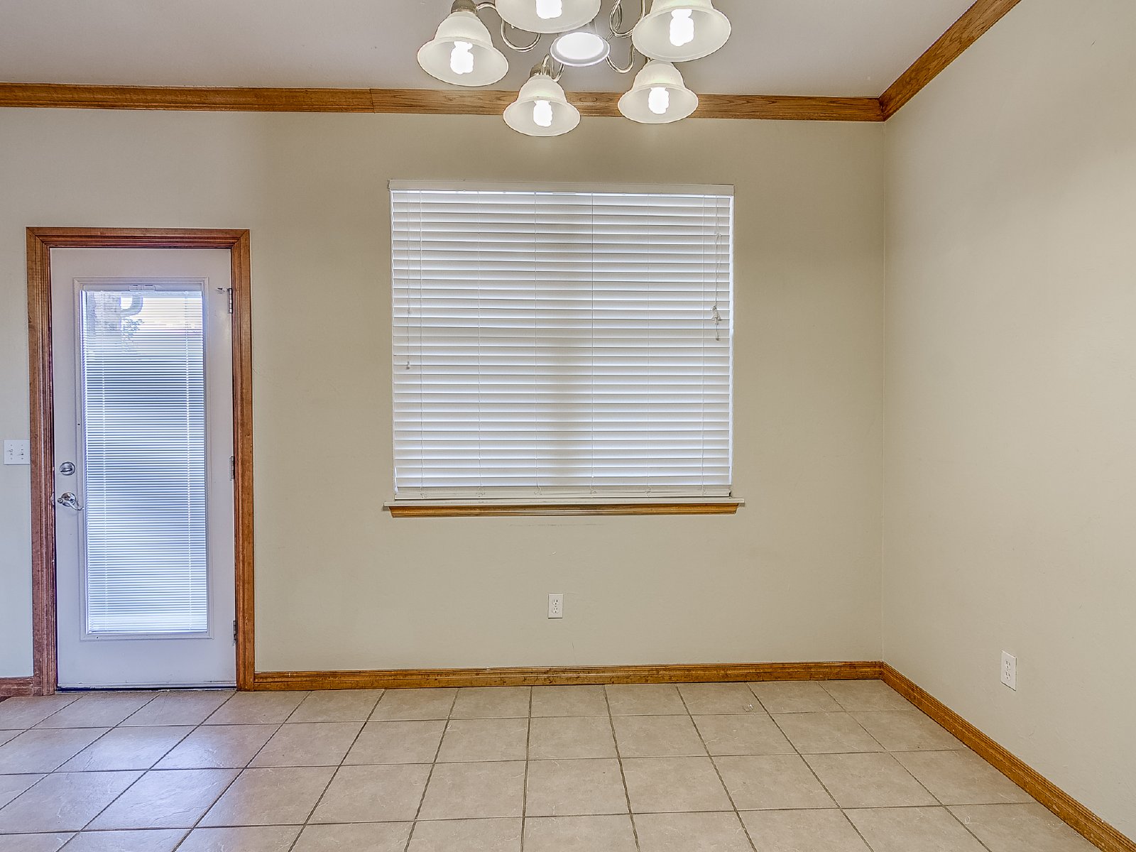 901 Northeast 26th Ct. - 1 property image