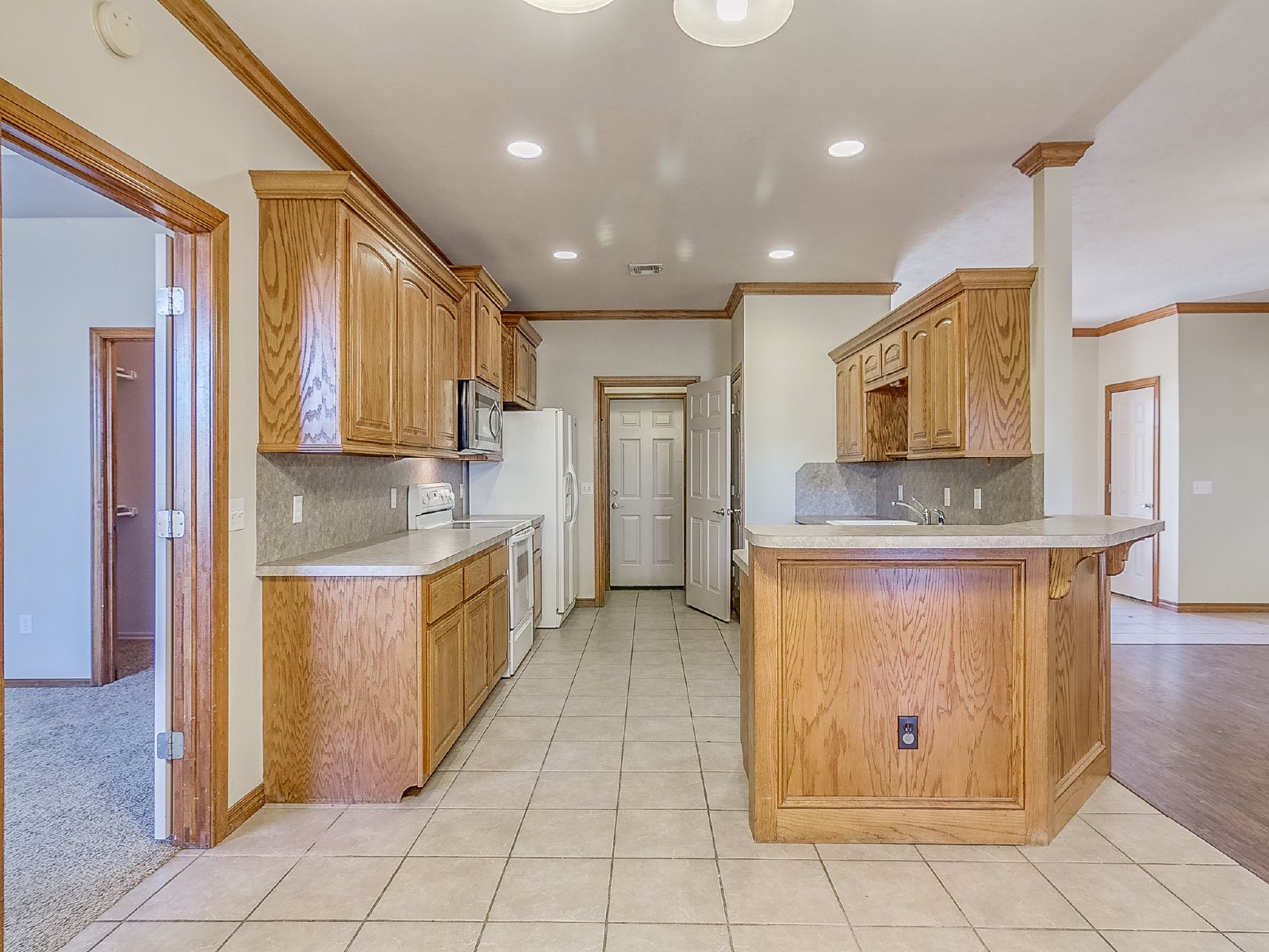 901 Northeast 26th Ct. - 1 property image