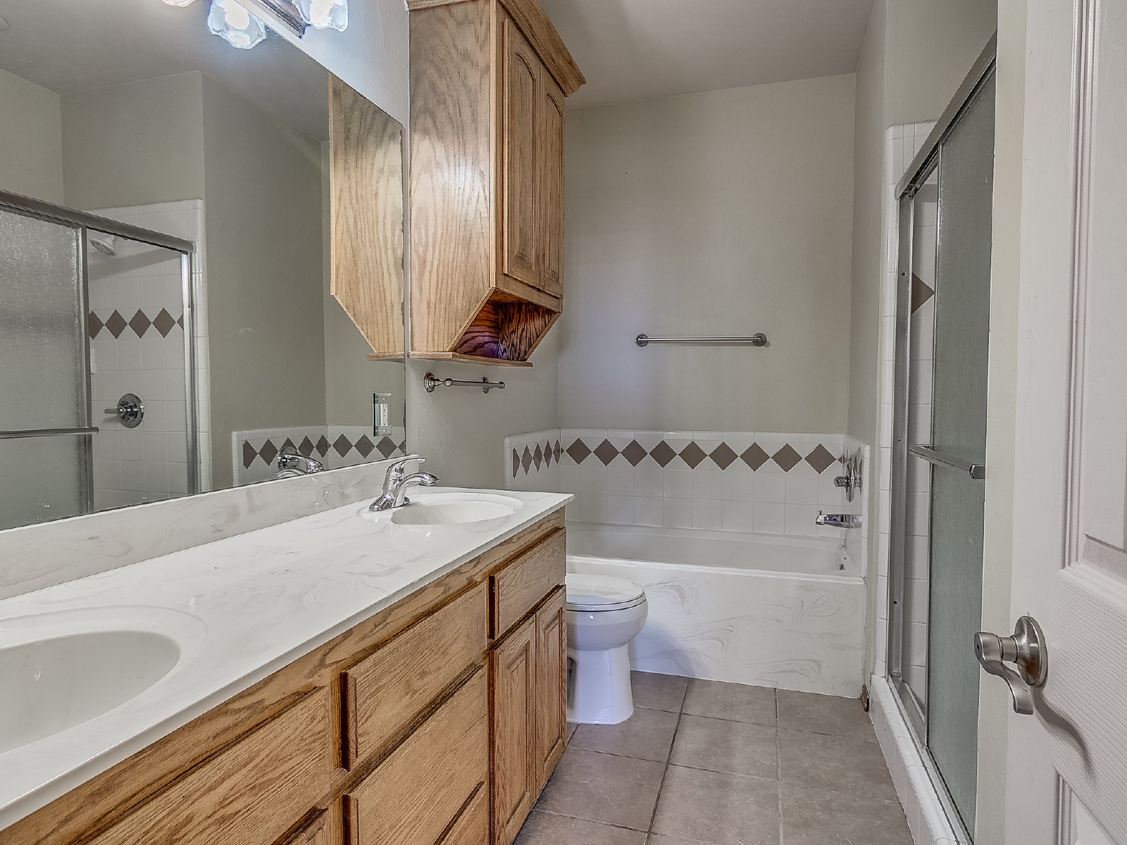 901 Northeast 26th Ct. - 1 property image