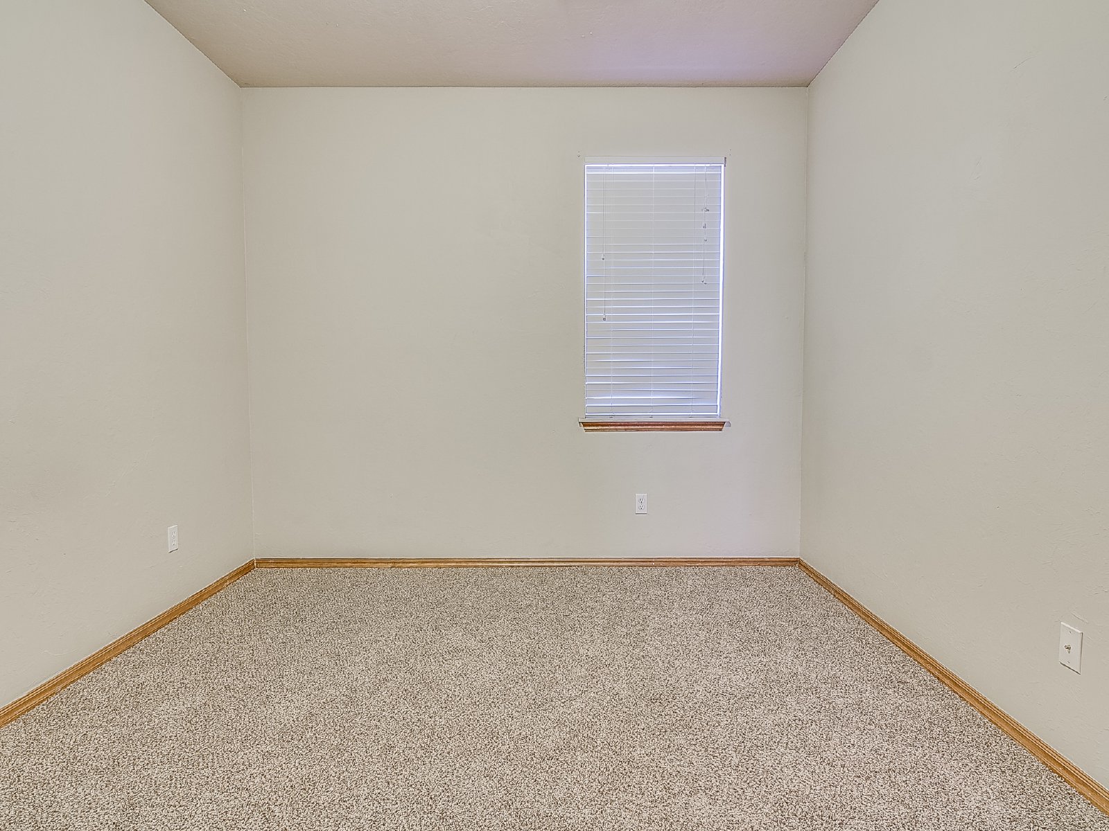 901 Northeast 26th Ct. - 1 property image