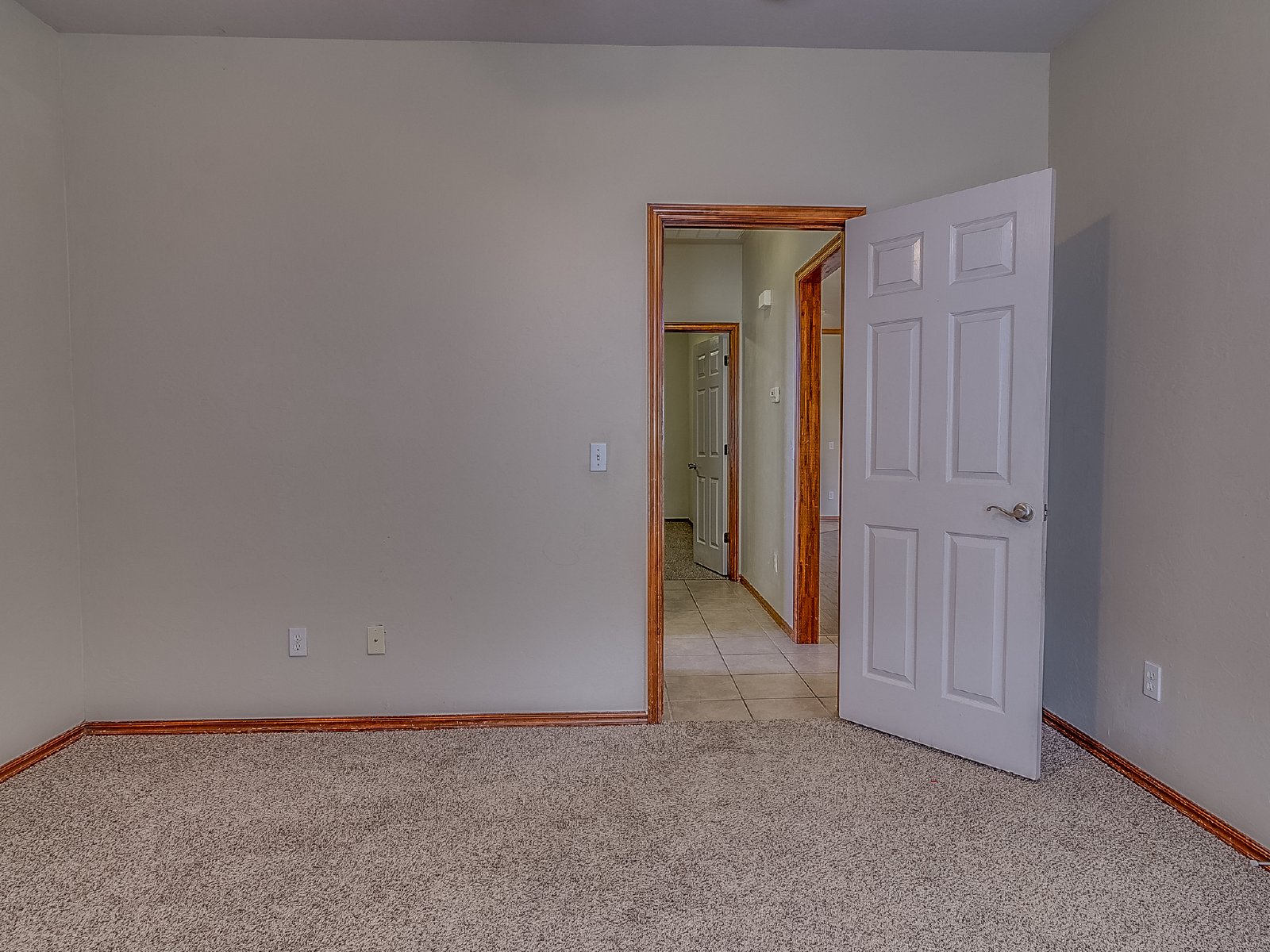 901 Northeast 26th Ct. - 1 property image