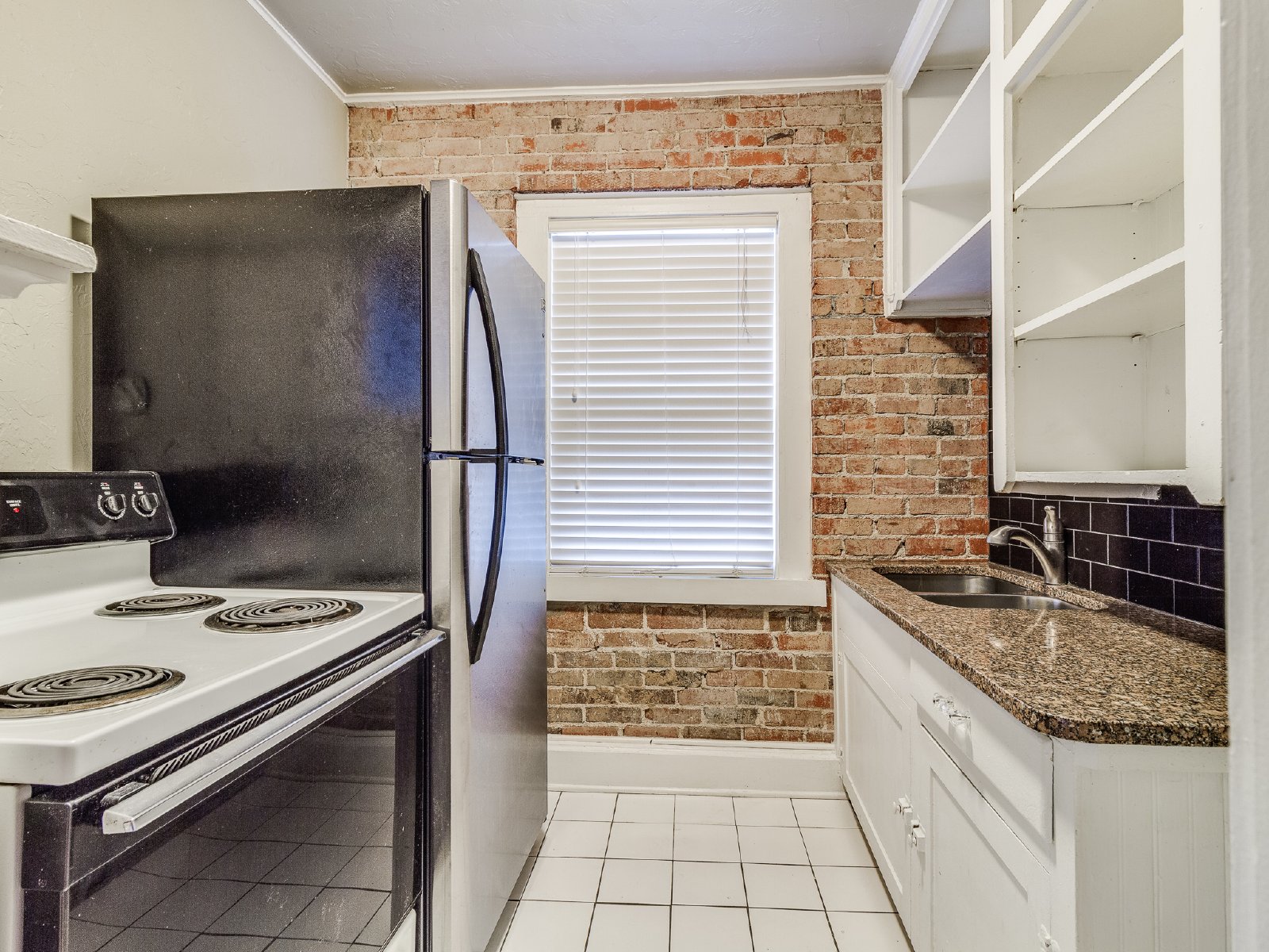 Florence Apartments - 09 property image
