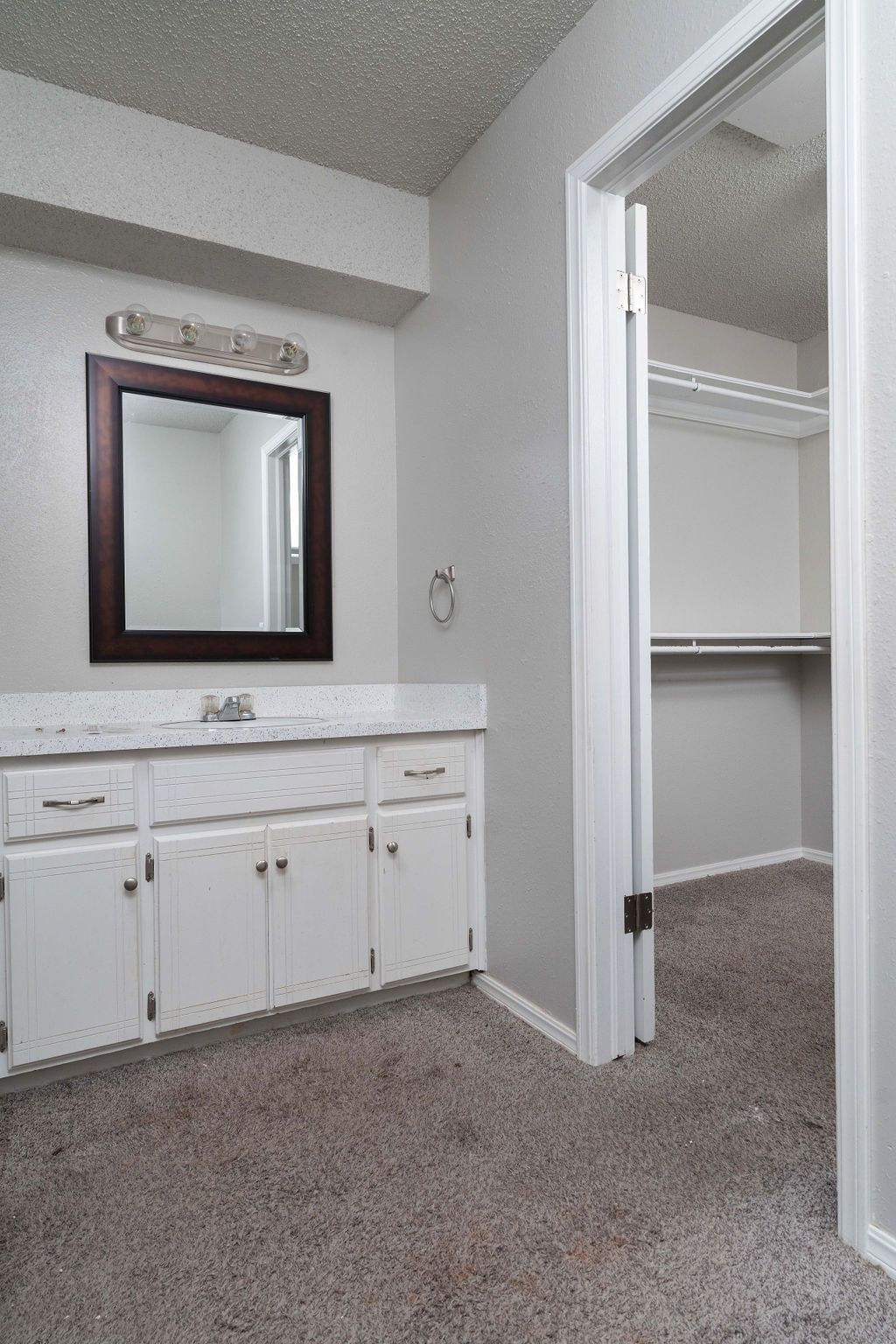 Paseo24 - 818-15 property image
