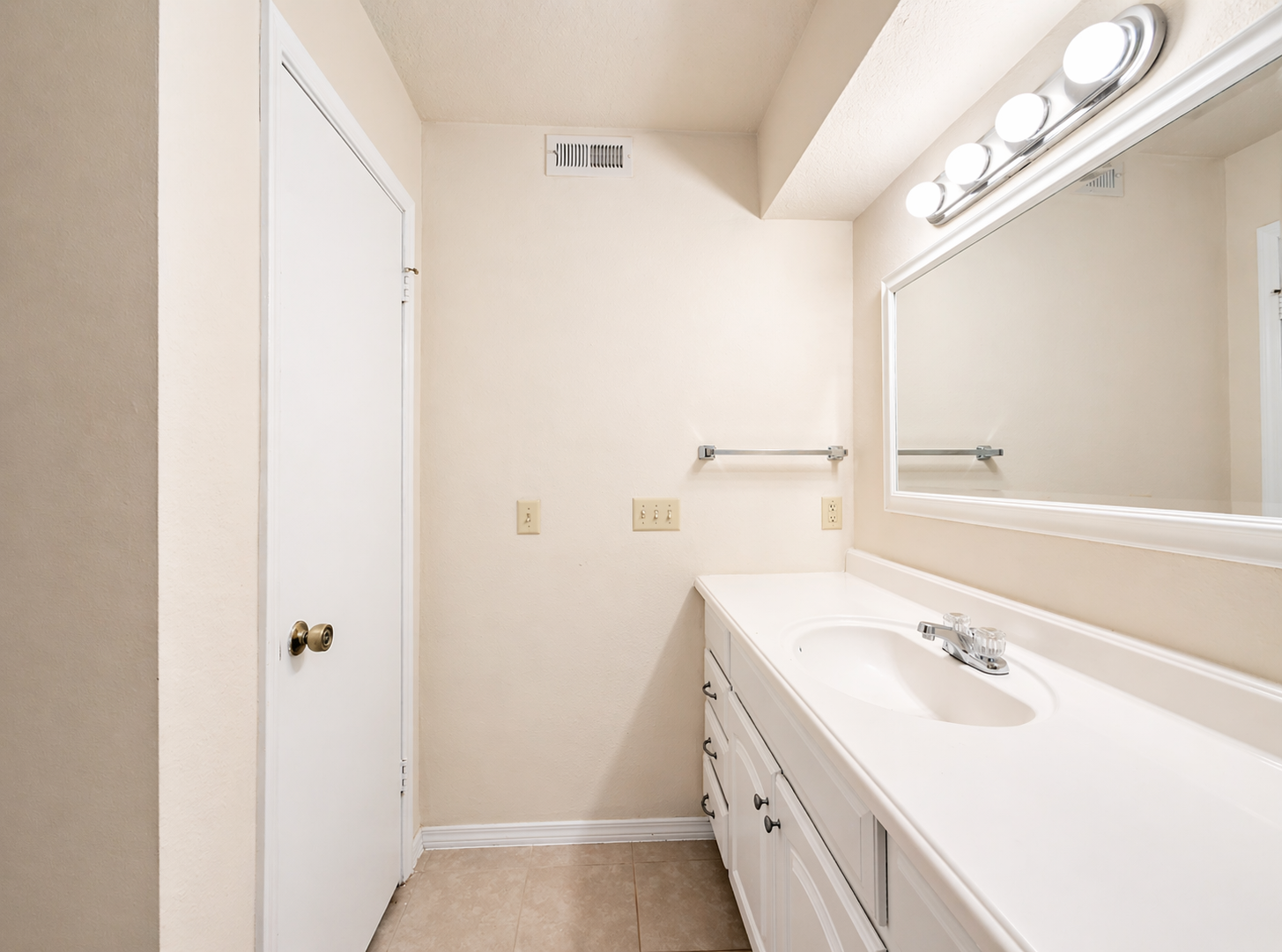 Quail Springs Condominiums - #56 E property image