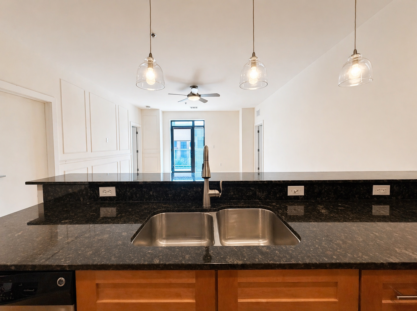 444 North Central Ave. #303 - 1 property image