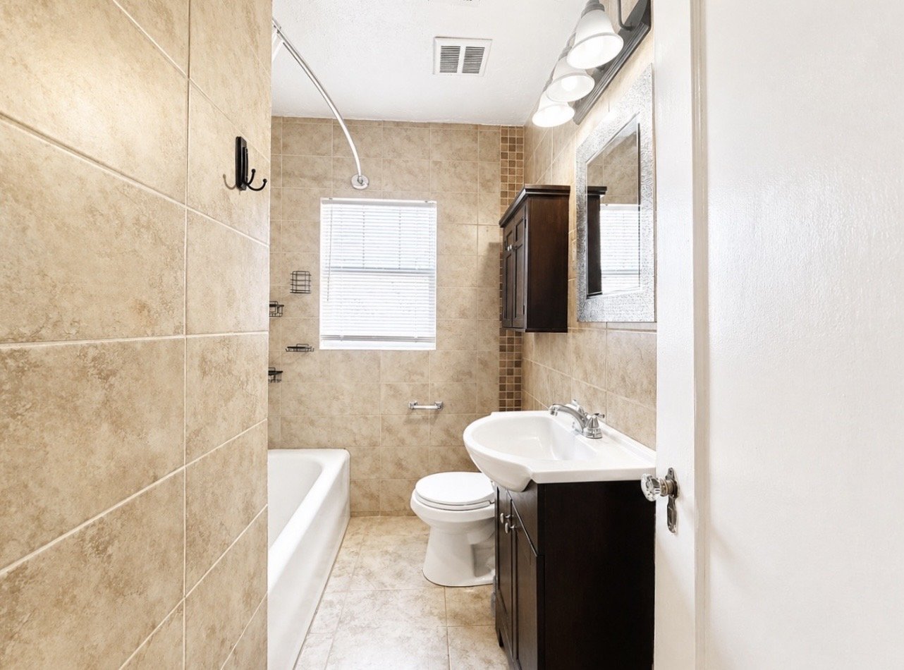 939/941 East Drive - 939 property image