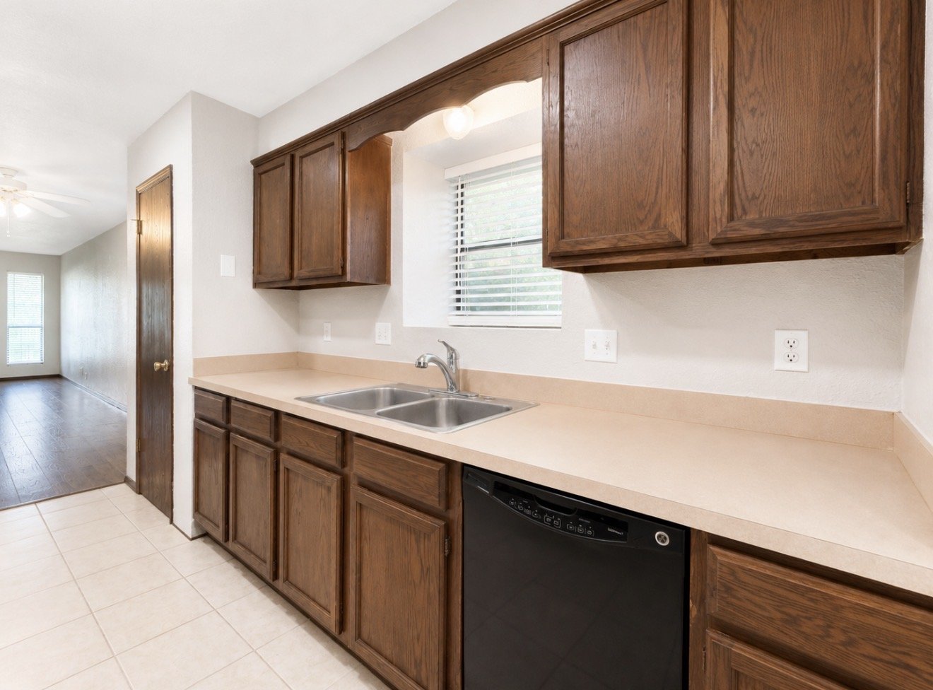 1316/1318 Pennington Avenue - 1318 Pennington Ave property image