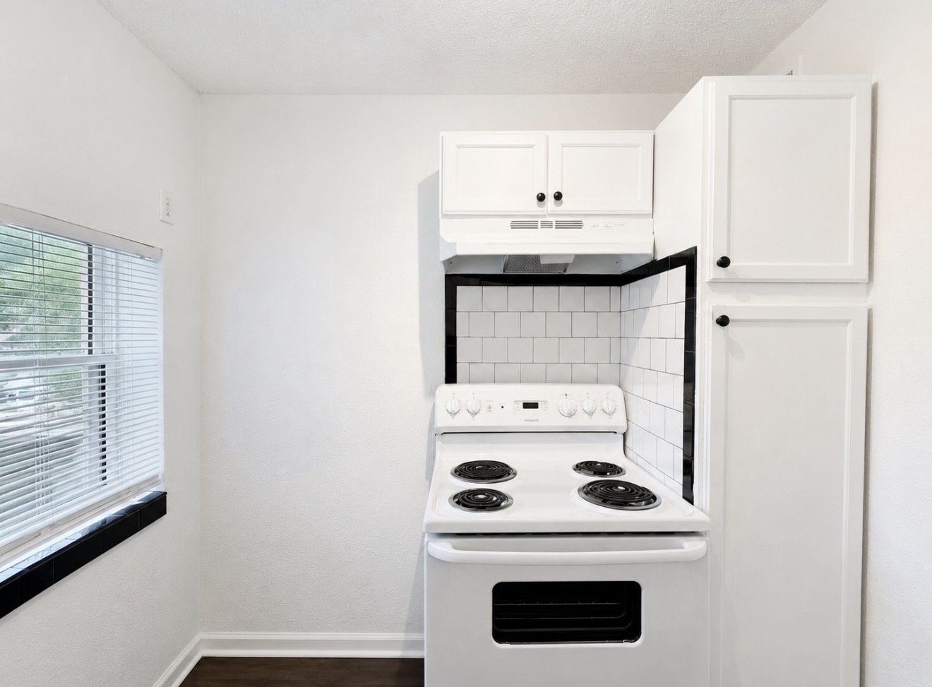 1722 N Lindsay Ave - 3 property image