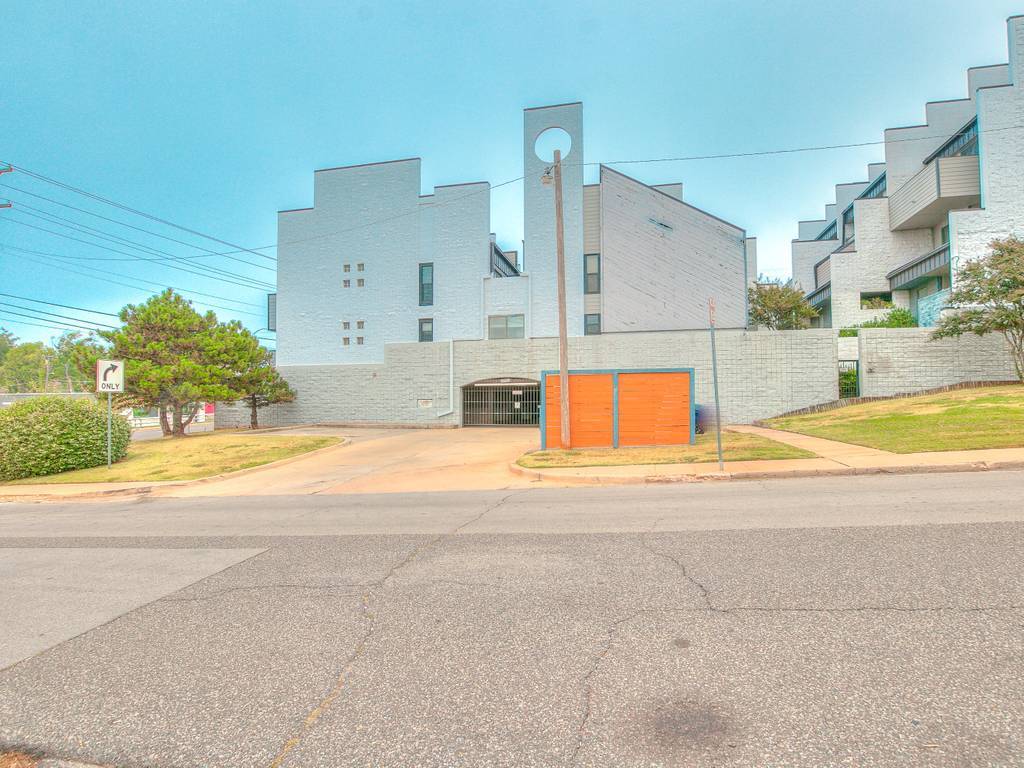 Classen Glen - 105 property image