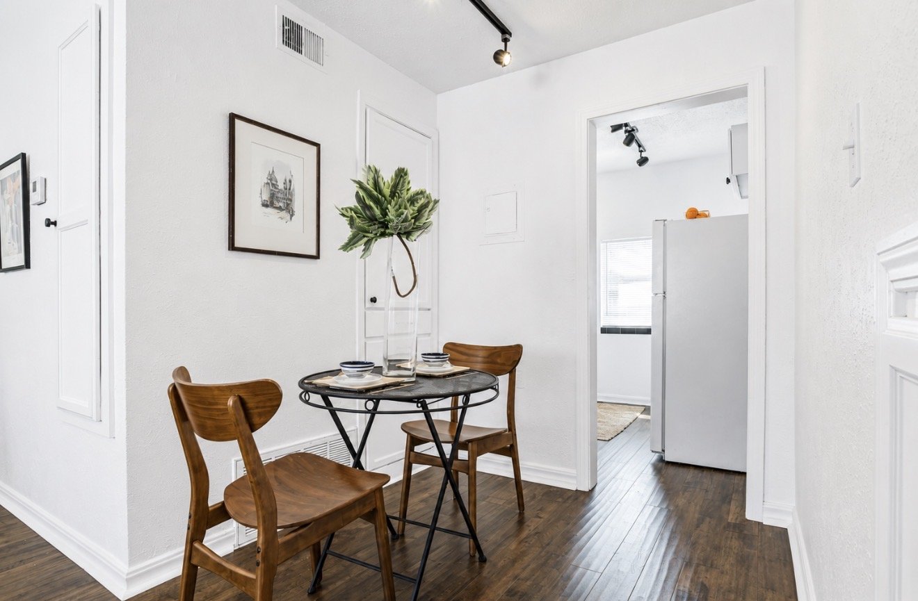 1714 N Lindsay Ave - 2 property image