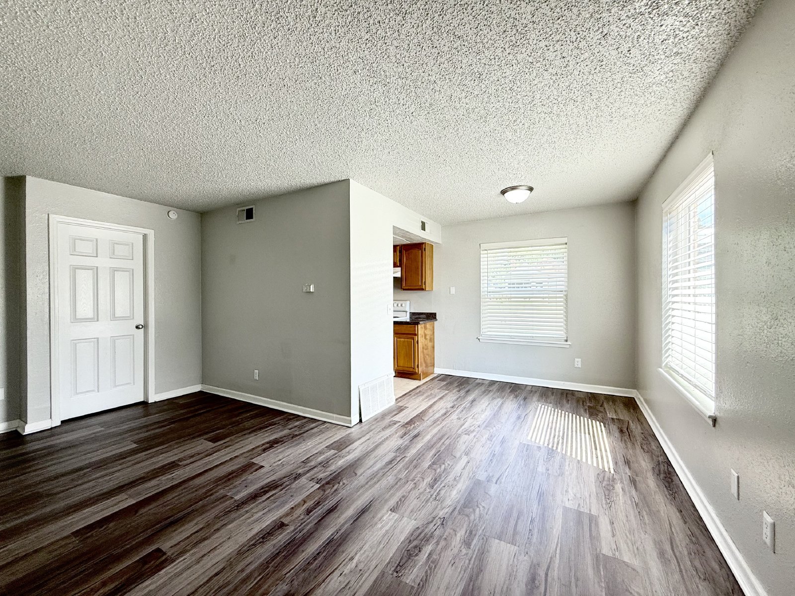 Paseo24 - 900-12 property image