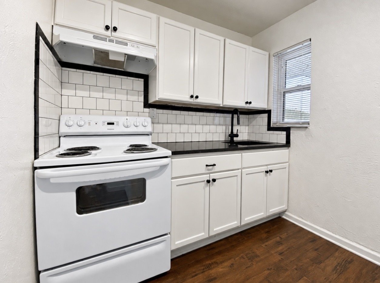 1714 N Lindsay Ave - 6 property image