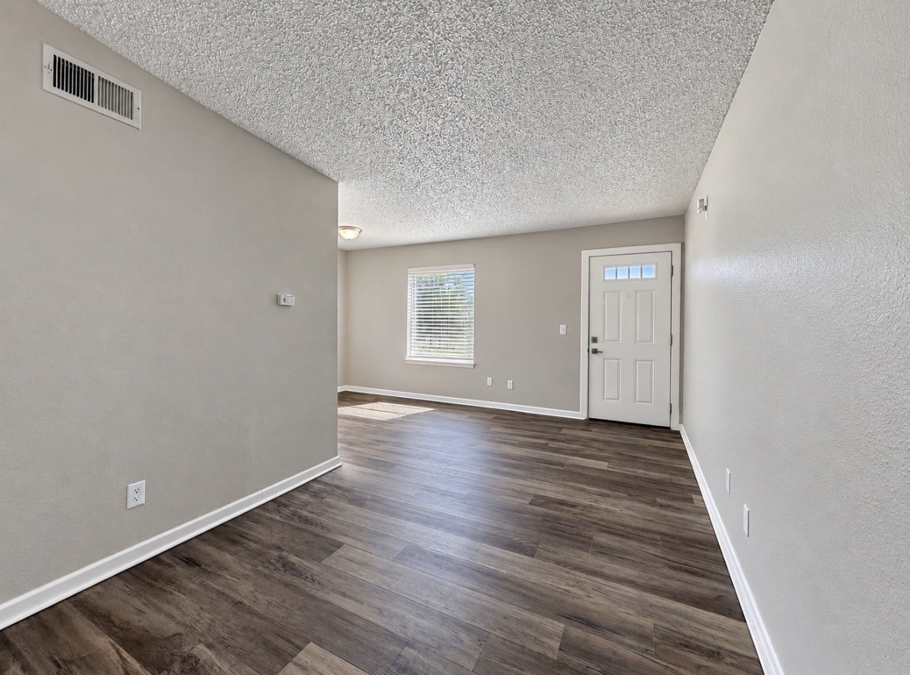Paseo24 - 900-12 property image