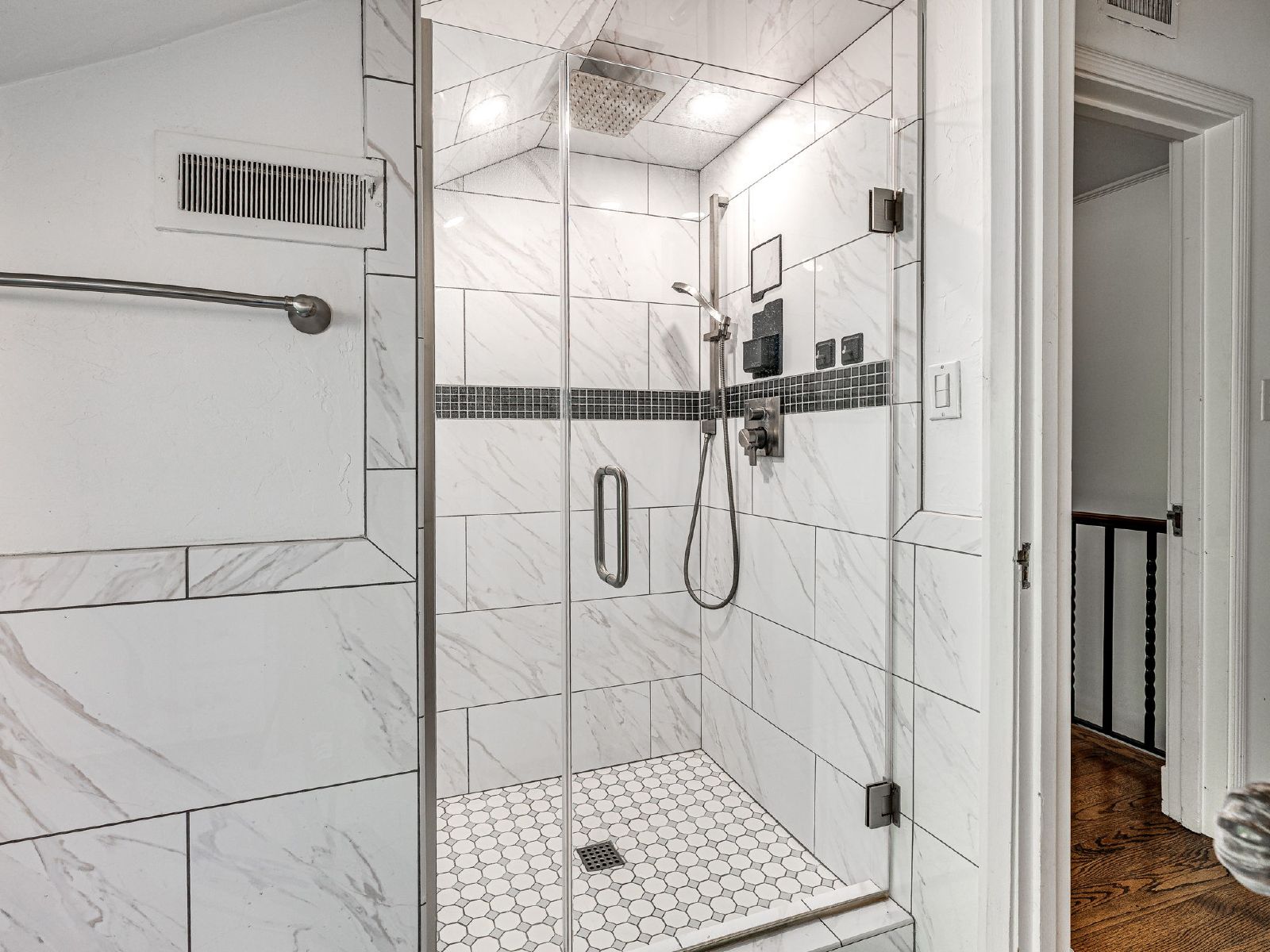 836 Northwest 39th Street - 1 property image