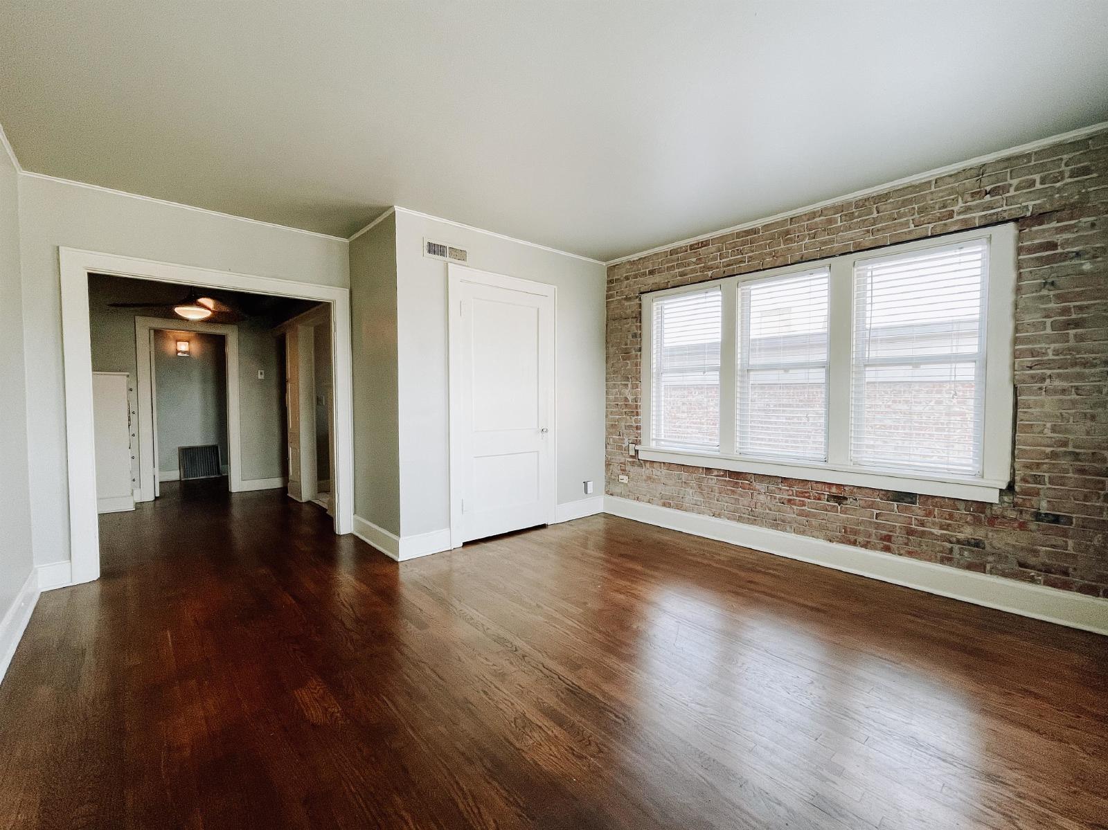 Florence Apartments - 02 property image