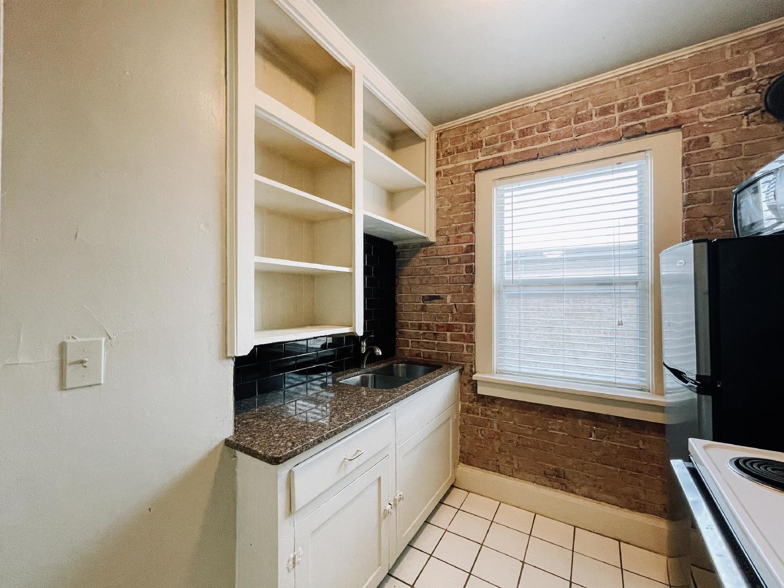 Florence Apartments - 02 property image